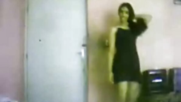 સેક્સી બેબ કેઝ્યુઅલ સેક્સ કરતી પકડાઈ મરાઠી સેકસી વીડિયો હતી